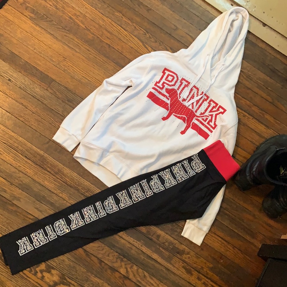 Victoria’s Secret Pink outfit